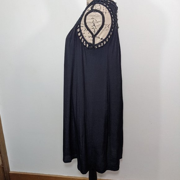 NWT Allison Joy Evereve Alisha Shift Dress Lined Crochet Neck Sleeveless S - Picture 4 of 11